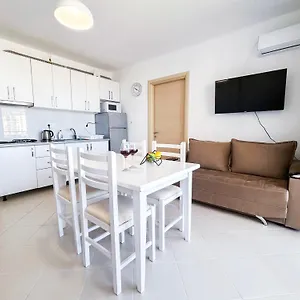 White Apartament